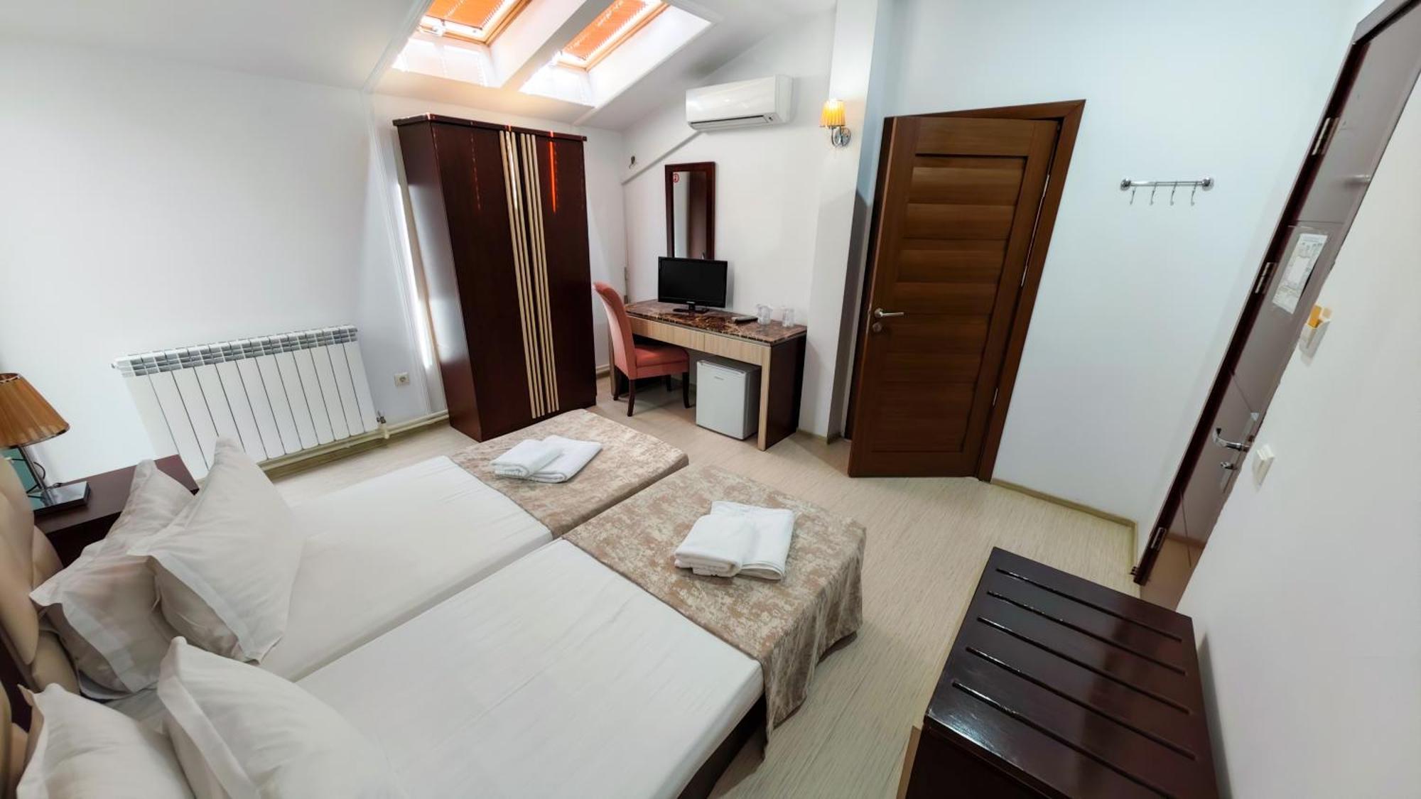 Steaua Apelor Family Resort Nufaru Екстериор снимка
