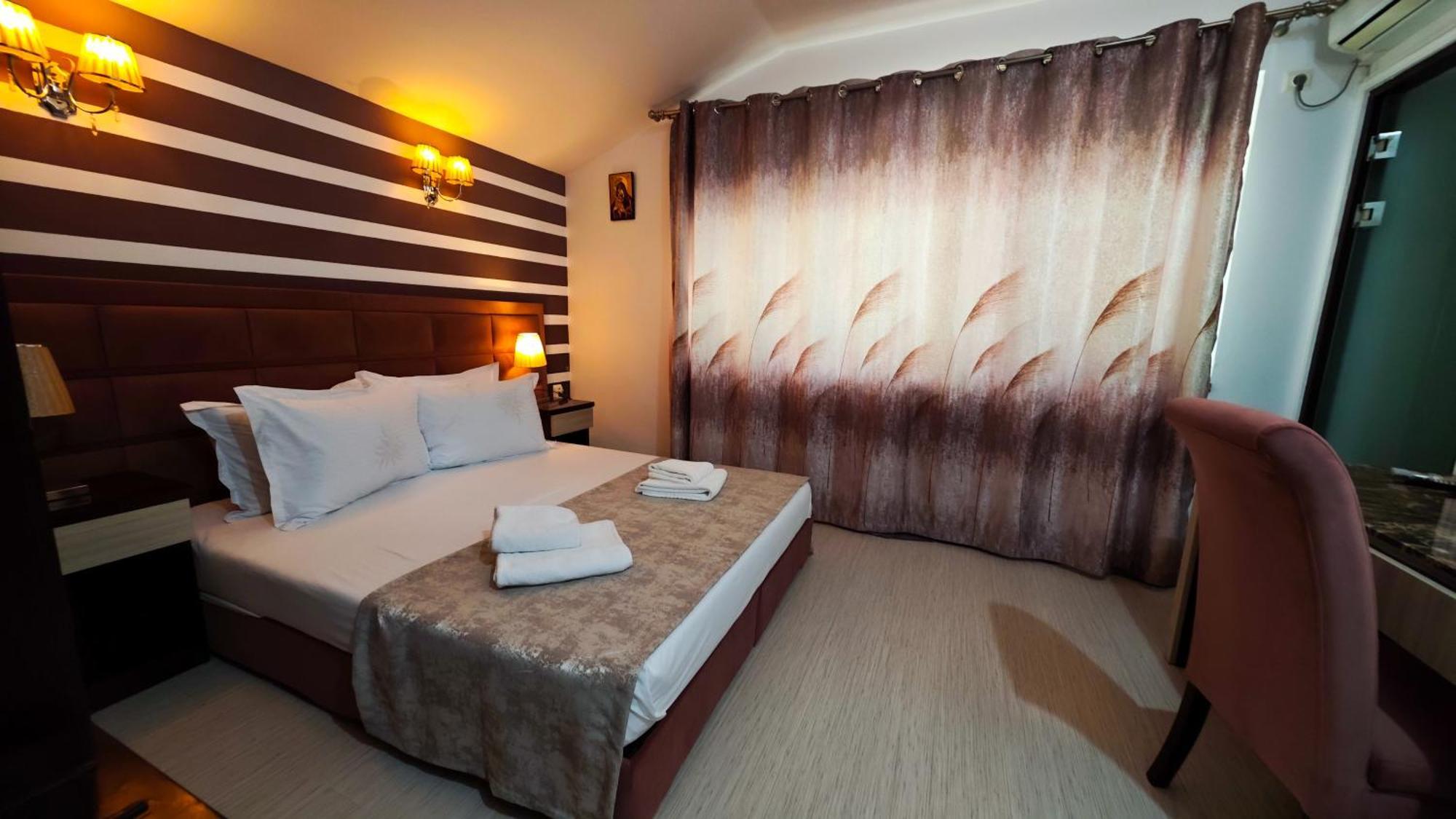 Steaua Apelor Family Resort Nufaru Екстериор снимка